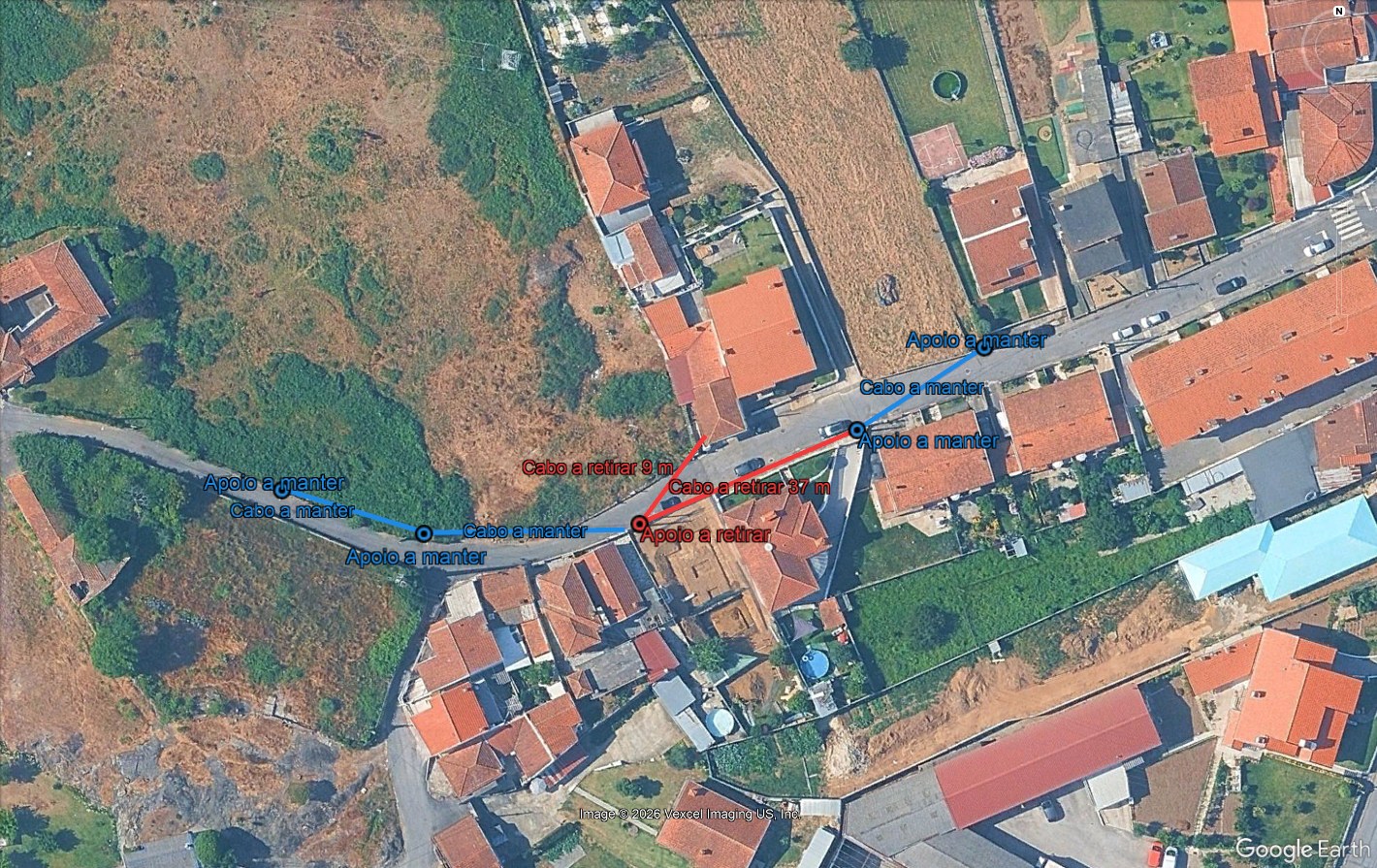 Vista aérea da rede existente, com o apoio e os cabos a retirar assinalados a vermelho